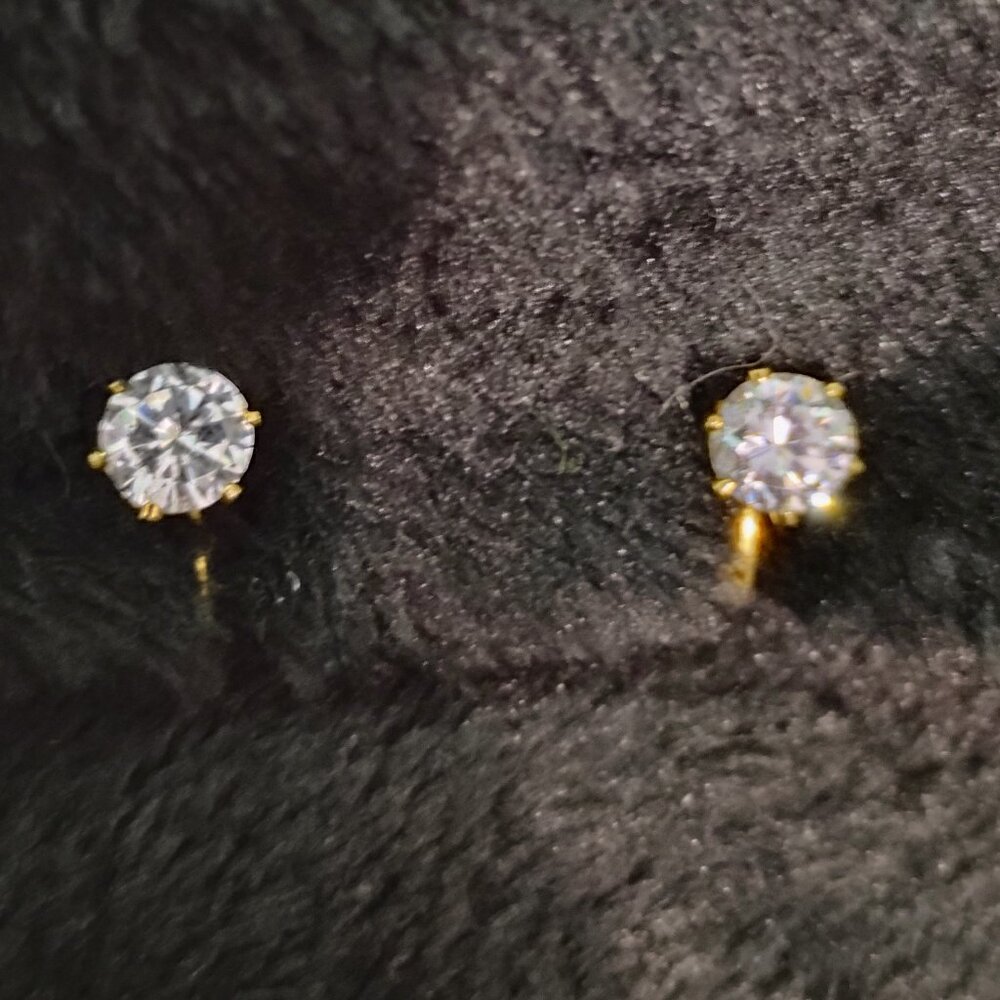 Goldtone Clip-on Earrings with Faux Diamond (256)